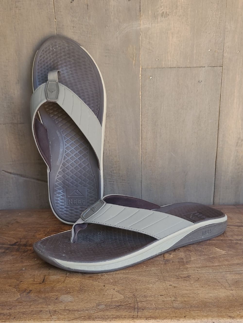 REEF The Deckhand Sandal Men's sz 12 Brown Contoured Footbed Flip Flop